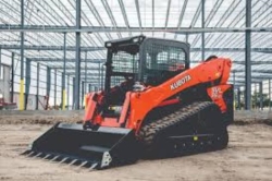 Used Equipment Sales SKIDLOADER KUBOTA SVL65 W TRACKS in Stevens PA